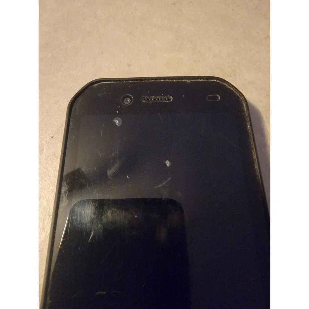 CAT Rugged Smartphone – Powers On / Touchscreen Dead – AS-IS